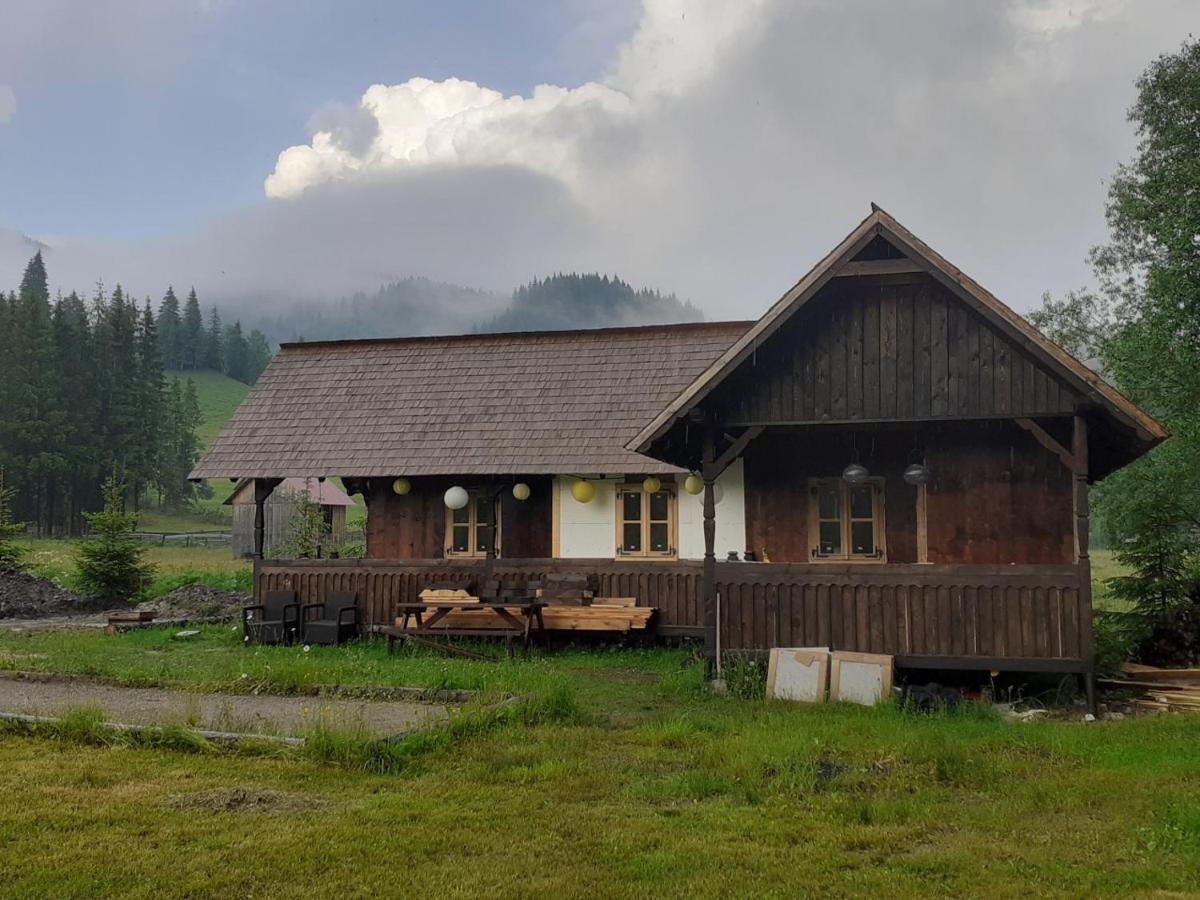 La Malu' Bistritei - Casutele Valea Stanii Otel Dış mekan fotoğraf
