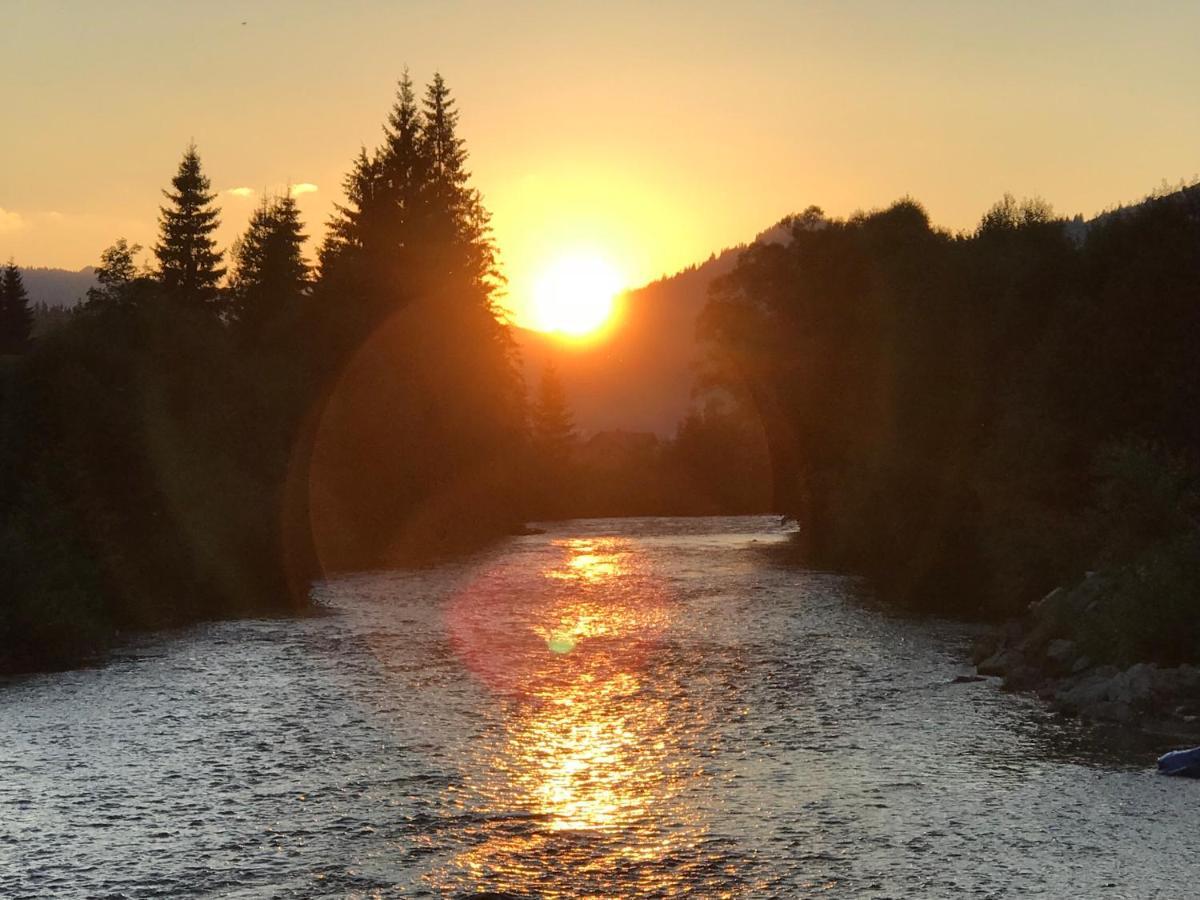 La Malu' Bistritei - Casutele Valea Stanii Otel Dış mekan fotoğraf